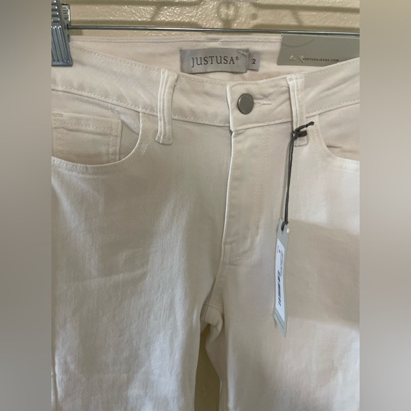 ✨NWT Just USA White Denim Cropped Flared Size 2 - Picture 3 of 11